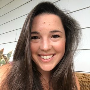 Meet your Posher, Carly